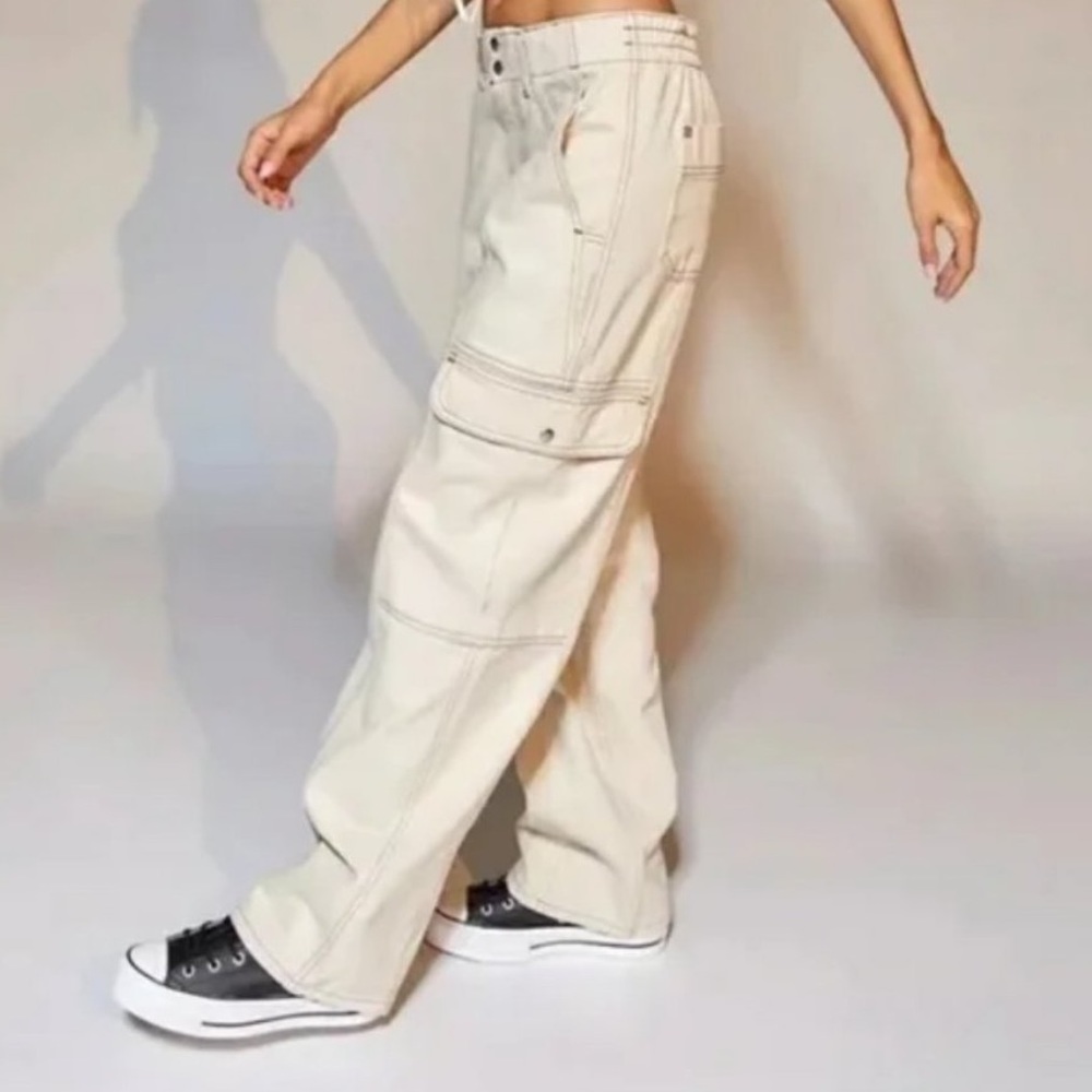 Women's Urban Outfitters BDG RU Slouchy Skate Jean NWT Size 30 Cream
